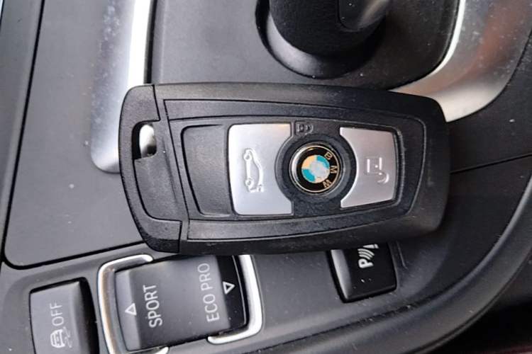 Used BMW 3 Series 2018 320Li Fashion Model Vehicle Key