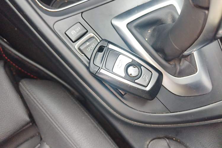 Used BMW 3 Series 2018 320Li Leading Luxury Package Vehicle Key