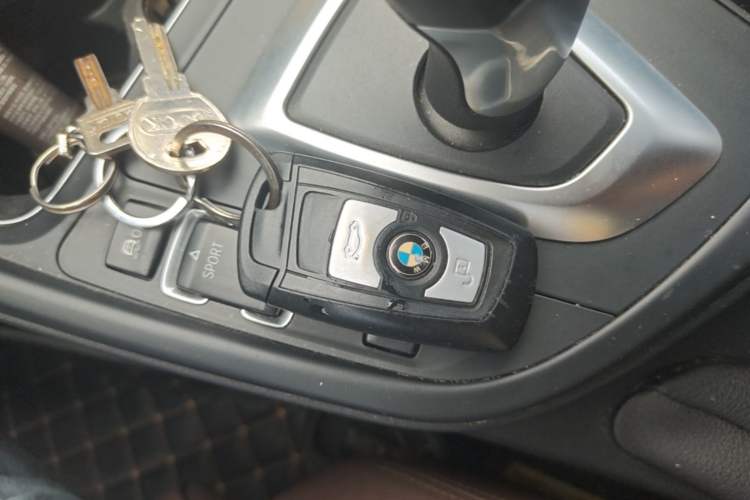 Used BMW 3 Series 2018 320Li Fashion Model Vehicle Key