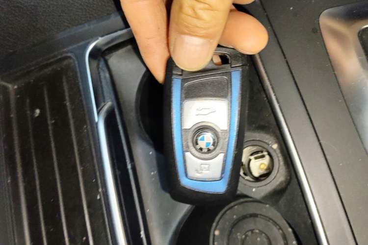 Used BMW 3 Series 2018 320Li M Sport Night Edition Vehicle Key