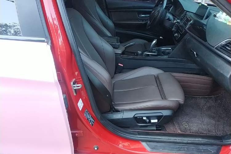 Used BMW 3 Series 2018 320Li Fashion Model Right Front Seat