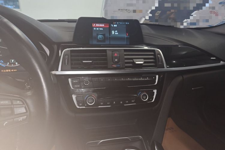 Used BMW 3 Series 2018 320Li Fashion Model Audio And AC Panel