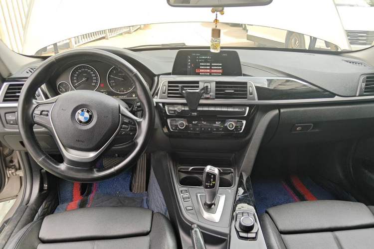 Used BMW 3 Series 2018 320Li Fashion Model Center Console