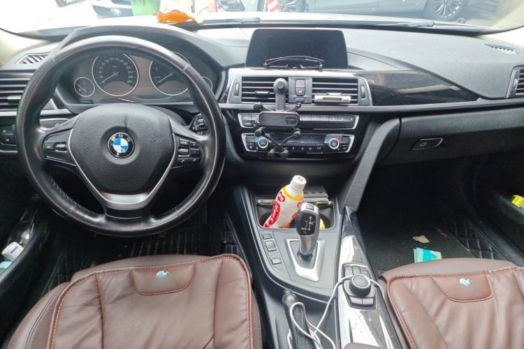 Used BMW 3 Series 2018 320Li Leading Luxury Package Center Console