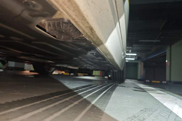 Used BMW 3 Series 2018 320Li Fashion Model Chassis Front Left