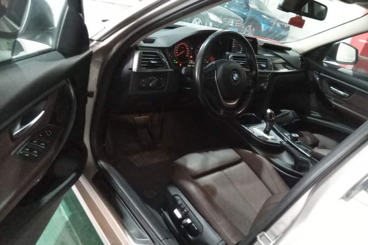 Used BMW 3 Series 2018 320Li Fashion Model Driver Seat