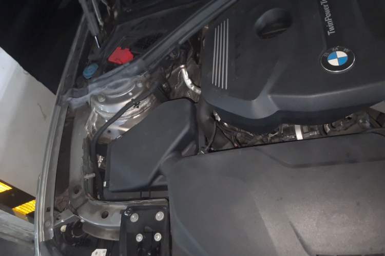 Used BMW 3 Series 2018 320Li Fashion Model Engine Bay Right