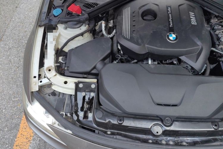 Used BMW 3 Series 2018 320Li Leading Model M Sport Package Engine Bay Right