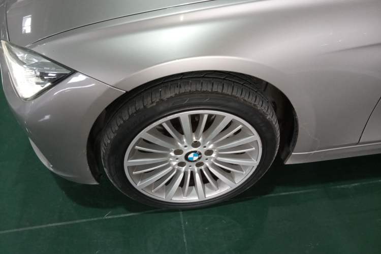 Used BMW 3 Series 2018 320Li Fashion Model Exterior 3