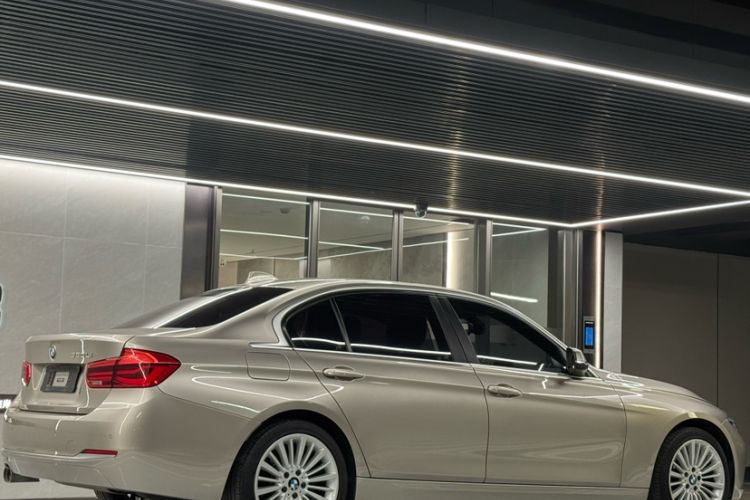 Used BMW 3 Series 2018 320Li Fashion Model Exterior 9