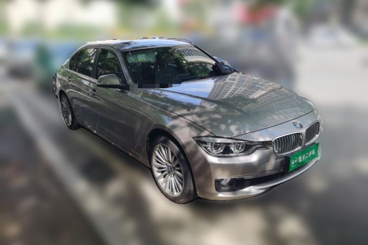Used BMW 3 Series 2018 320Li xDrive Fashion Model Front Right 45 Deg