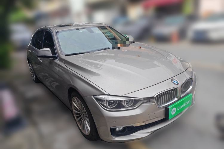 Used BMW 3 Series 2018 320Li Leading Luxury Package Front Right 45 Deg