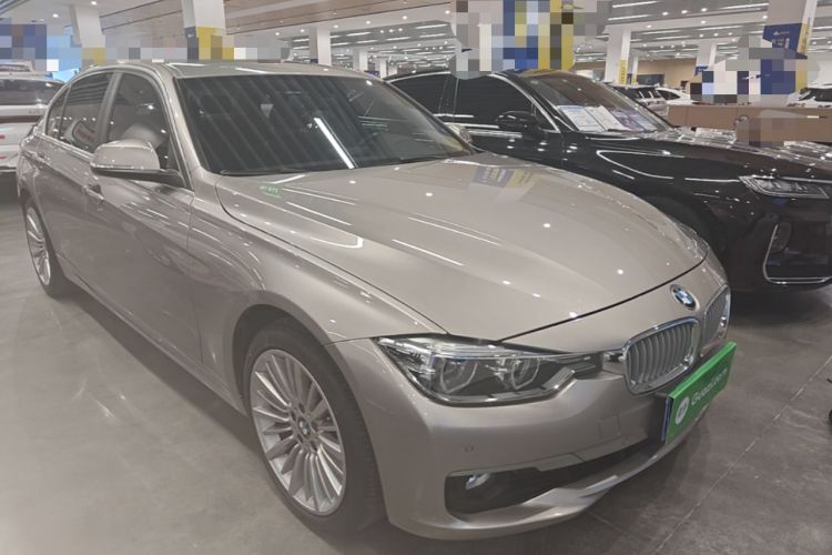 Used BMW 3 Series 2018 320Li Fashion Model Front Right 45 Deg