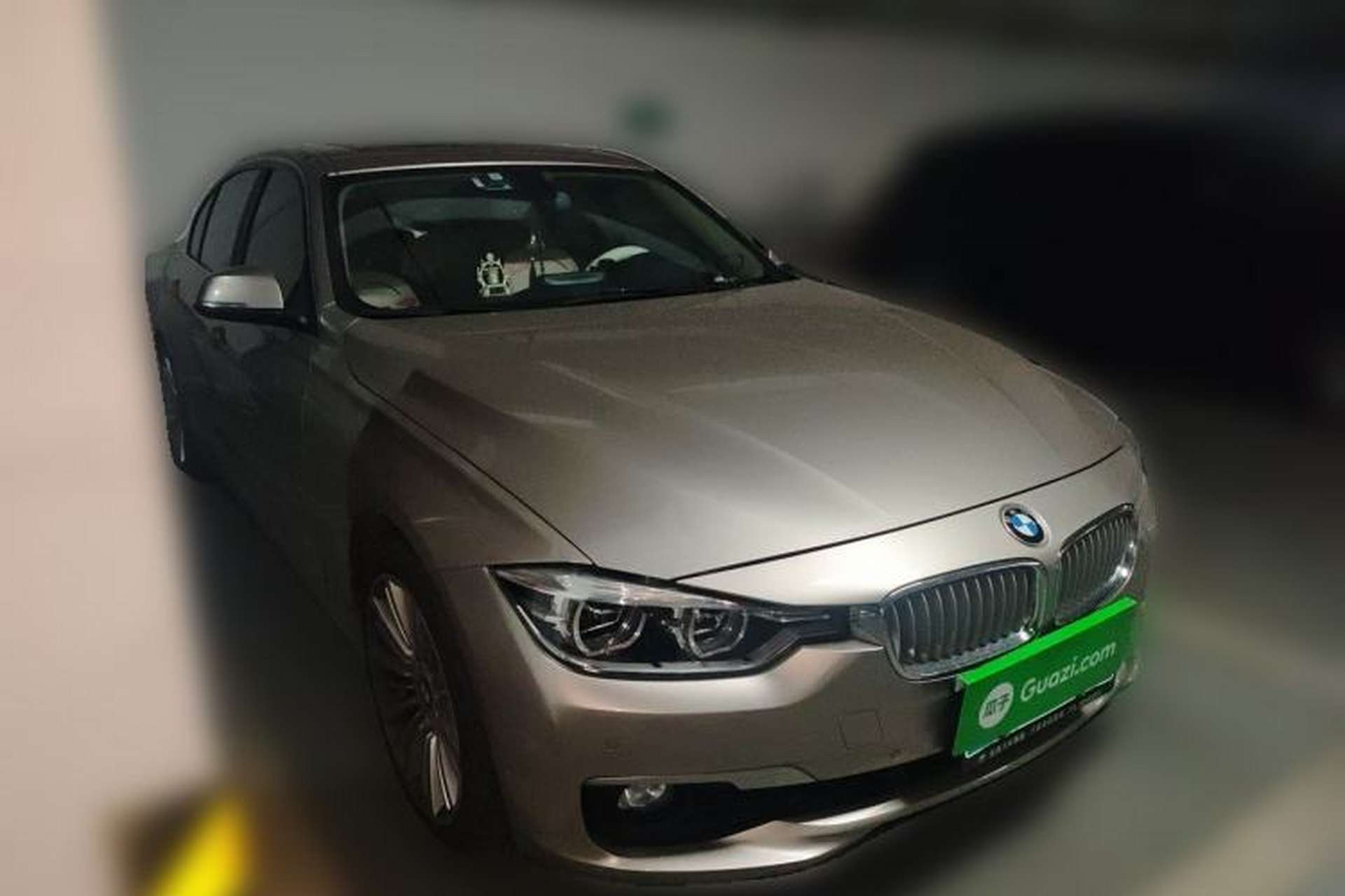Used BMW 3 Series 2018 320Li Fashion Model Front Right 45 Deg