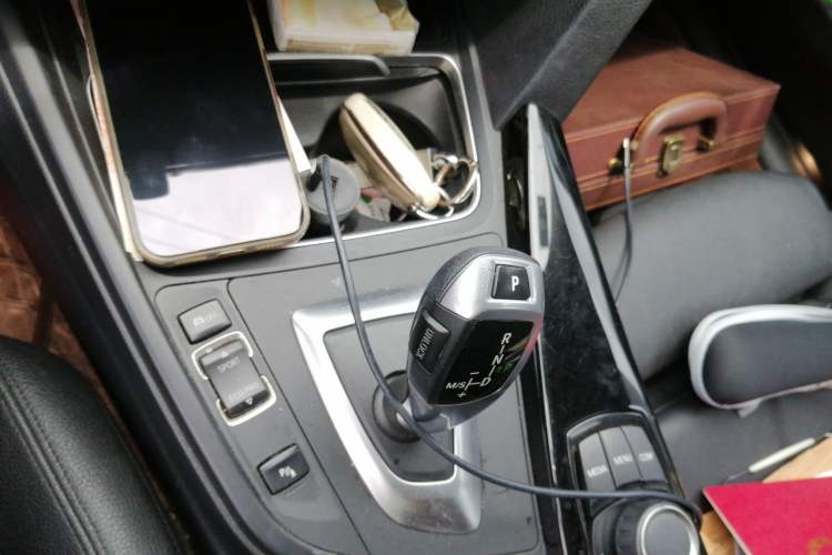 Used BMW 3 Series 2018 320Li Fashion Model Gear Lever