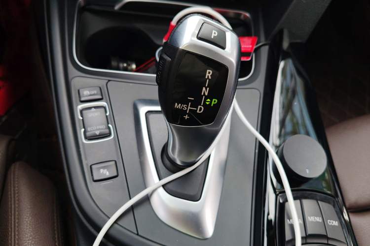 Used BMW 3 Series 2018 320Li Fashion Model Gear Lever
