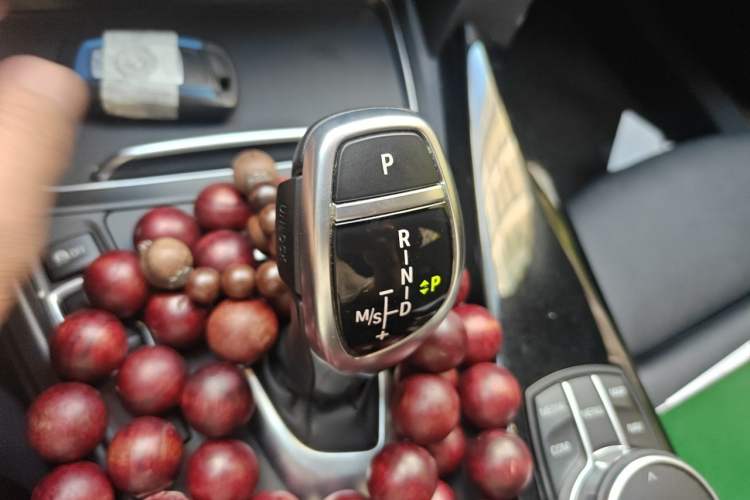 Used BMW 3 Series 2018 320Li Leading Model M Sport Package Gear Lever