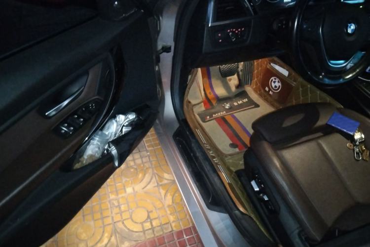 Used BMW 3 Series 2018 320Li Fashion Model Interior 3