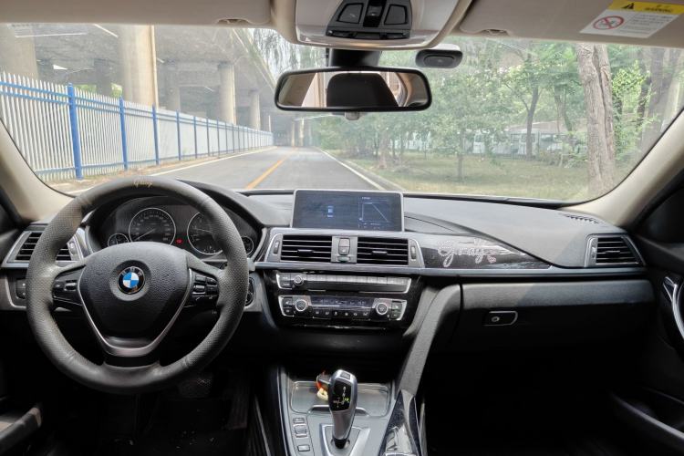 Used BMW 3 Series 2018 320Li Fashion Model Interior 5