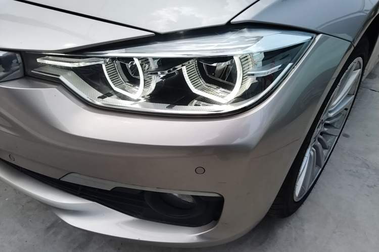 Used BMW 3 Series 2018 320Li Fashion Model Left Front Headlight