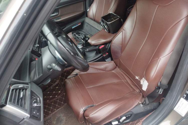 Used BMW 3 Series 2018 320Li Leading Model M Sport Package Left Front Seat