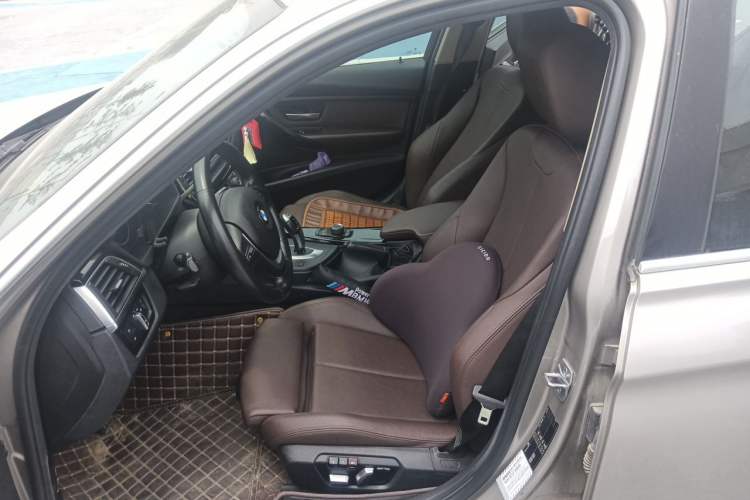 Used BMW 3 Series 2018 320Li Fashion Model Left Front Seat