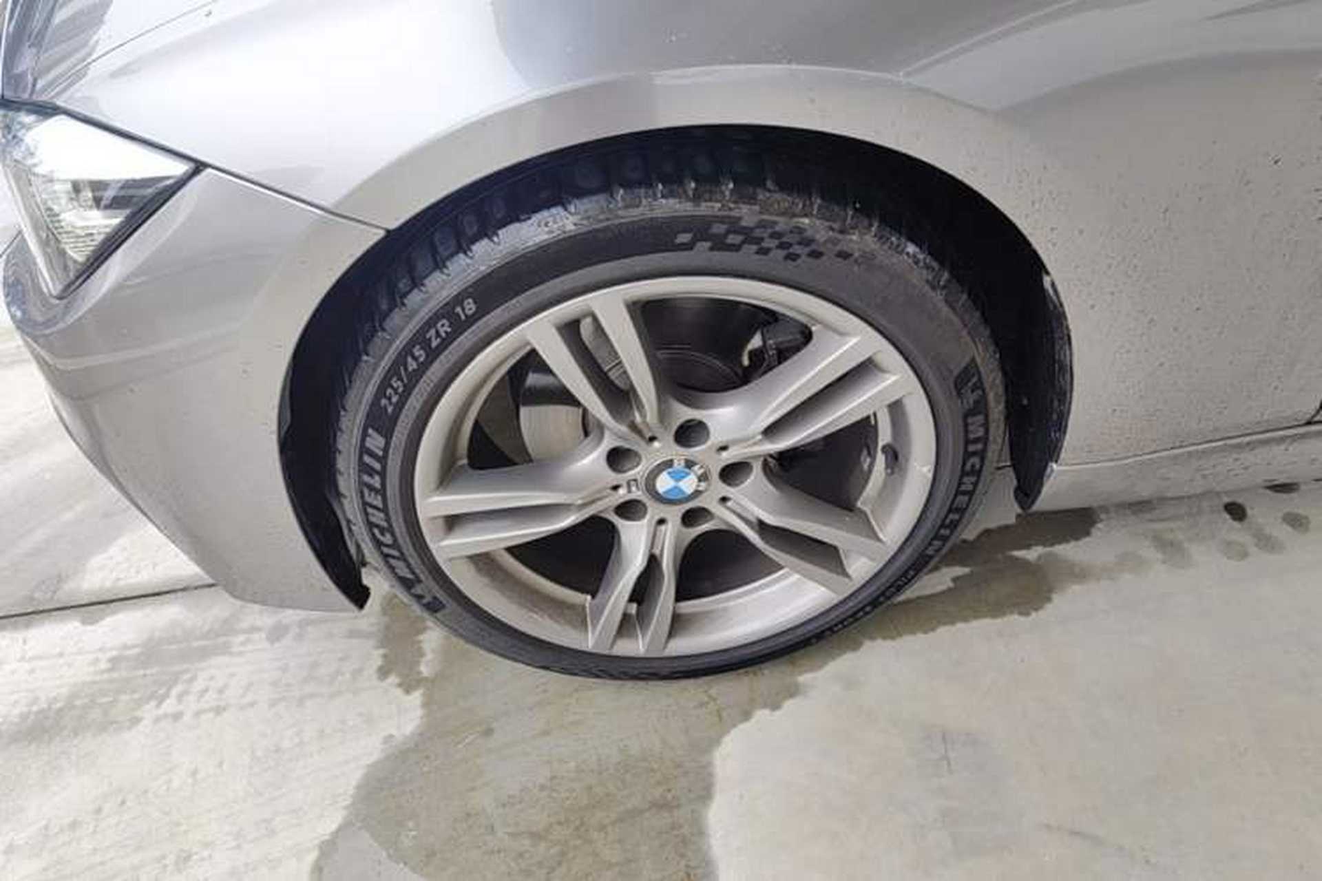 Used BMW 3 Series 2018 320i M Sport Night Edition Left Front Wheel Hub