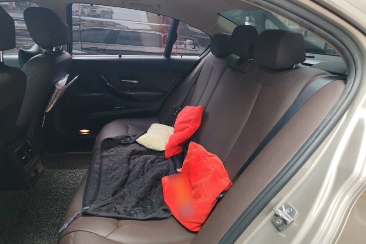 Used BMW 3 Series 2018 320Li Fashion Model Left Rear Seat