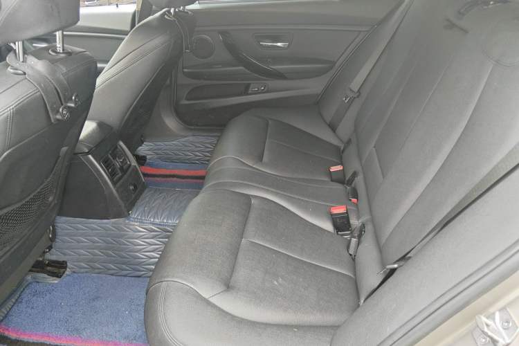 Used BMW 3 Series 2018 320Li Fashion Model Left Rear Seat