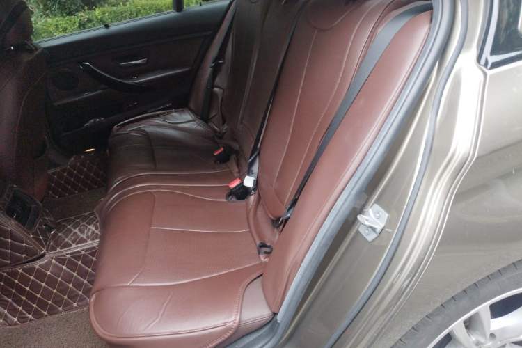 Used BMW 3 Series 2018 320Li Leading Model M Sport Package Left Rear Seat