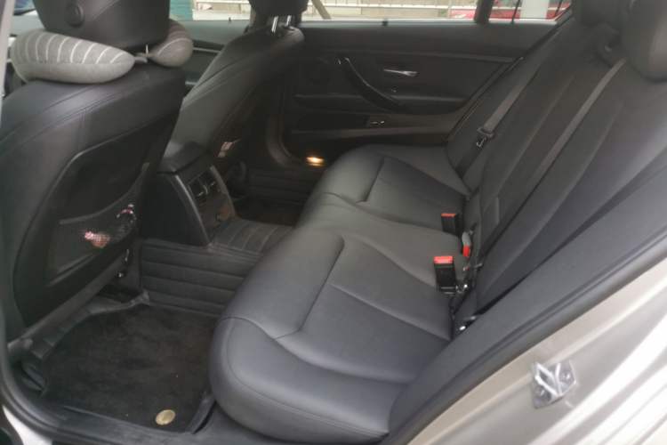 Used BMW 3 Series 2018 320Li Fashion Model Left Rear Seat