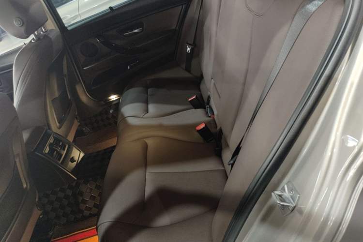 Used BMW 3 Series 2018 320Li Fashion Model Left Rear Seat