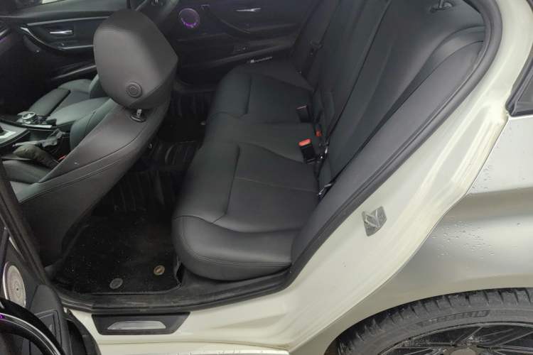 Used BMW 3 Series 2018 320Li Leading Model M Sport Package Left Rear Seat