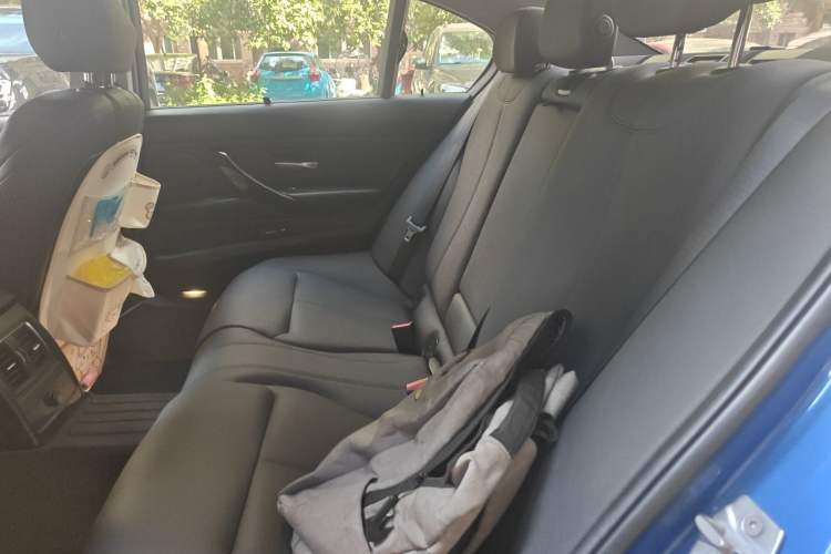 Used BMW 3 Series 2018 320Li Leading Model M Sport Package Left Rear Seat