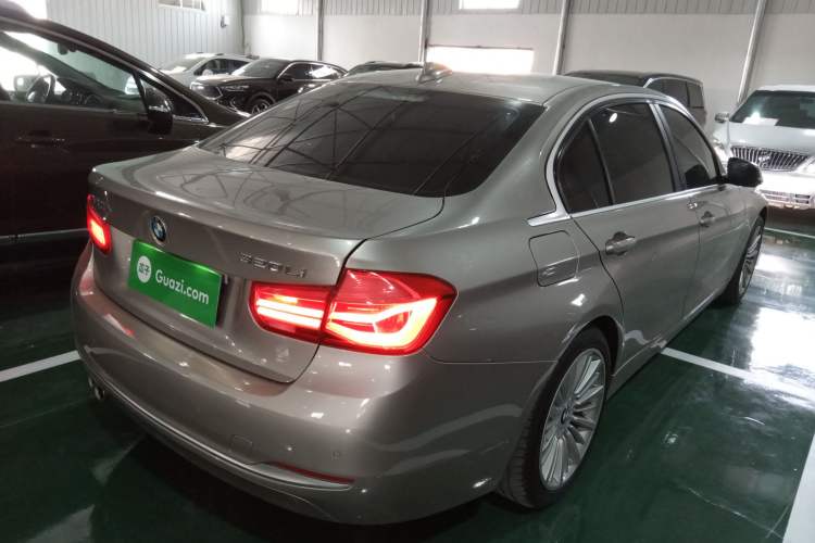 Used BMW 3 Series 2018 320Li Fashion Model Rear Right 45 Deg