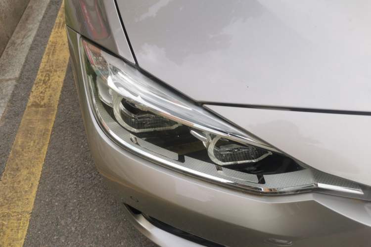 Used BMW 3 Series 2018 320Li Fashion Model Right Front Headlight