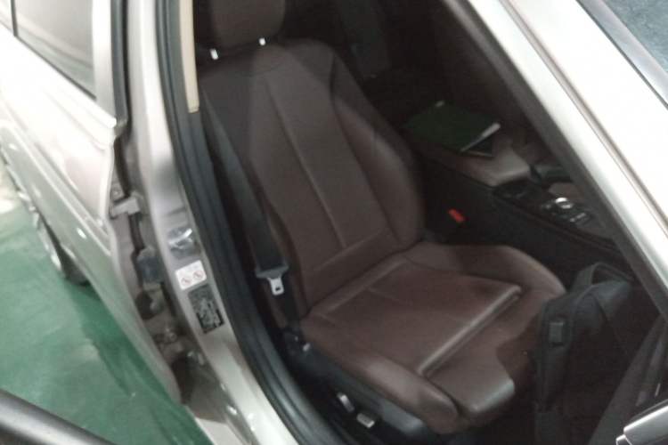 Used BMW 3 Series 2018 320Li Fashion Model Right Front Seat