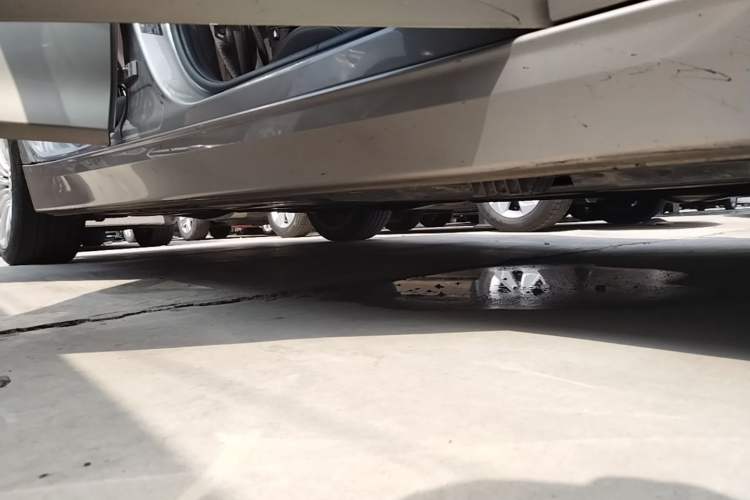 Used BMW 3 Series 2018 320Li Fashion Model Right Side Sill