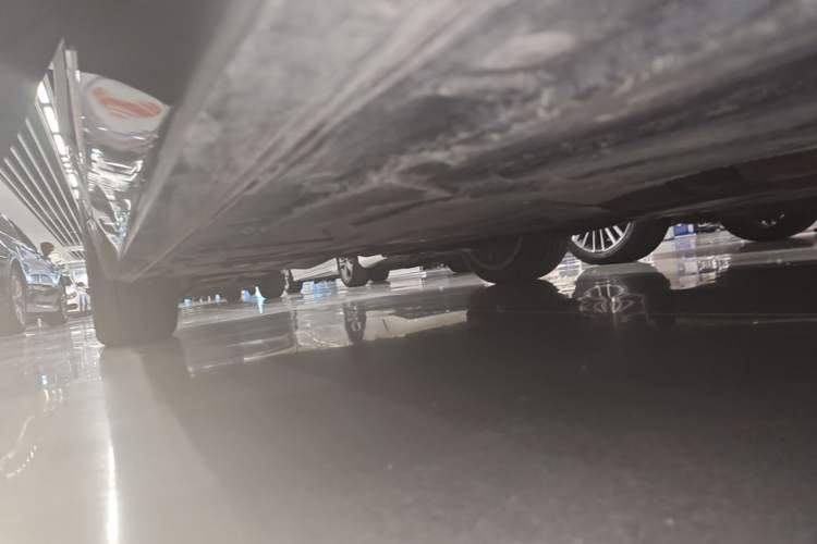 Used BMW 3 Series 2018 320Li Fashion Model Right Side Sill