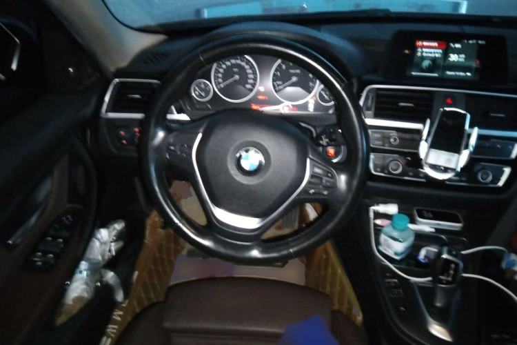Used BMW 3 Series 2018 320Li Fashion Model Steering Wheel