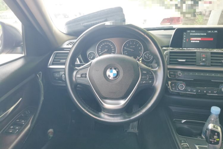 Used BMW 3 Series 2018 320Li xDrive Fashion Model Steering Wheel