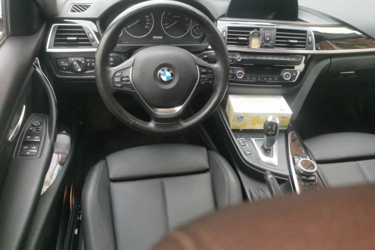 Used BMW 3 Series 2018 320Li Fashion Model Steering Wheel