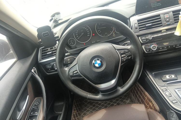 Used BMW 3 Series 2018 320Li Fashion Model Steering Wheel