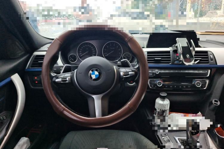Used BMW 3 Series 2018 320i M Sport Package Steering Wheel