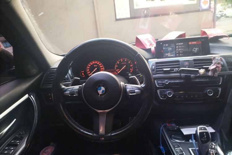 Used BMW 3 Series 2018 320i M Sport Night Edition Steering Wheel