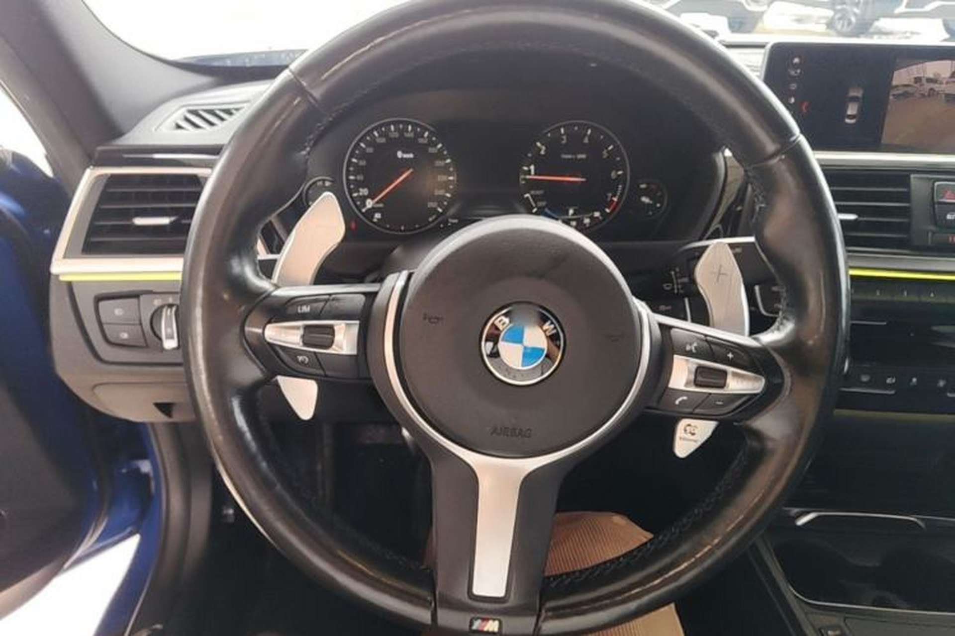 Used BMW 3 Series 2018 320i M Sport Night Edition Steering Wheel