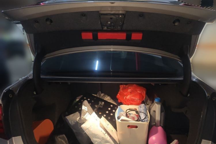 Used BMW 3 Series 2018 320Li Fashion Model Trunk