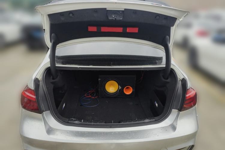 Used BMW 3 Series 2018 320Li Leading Model M Sport Package Trunk