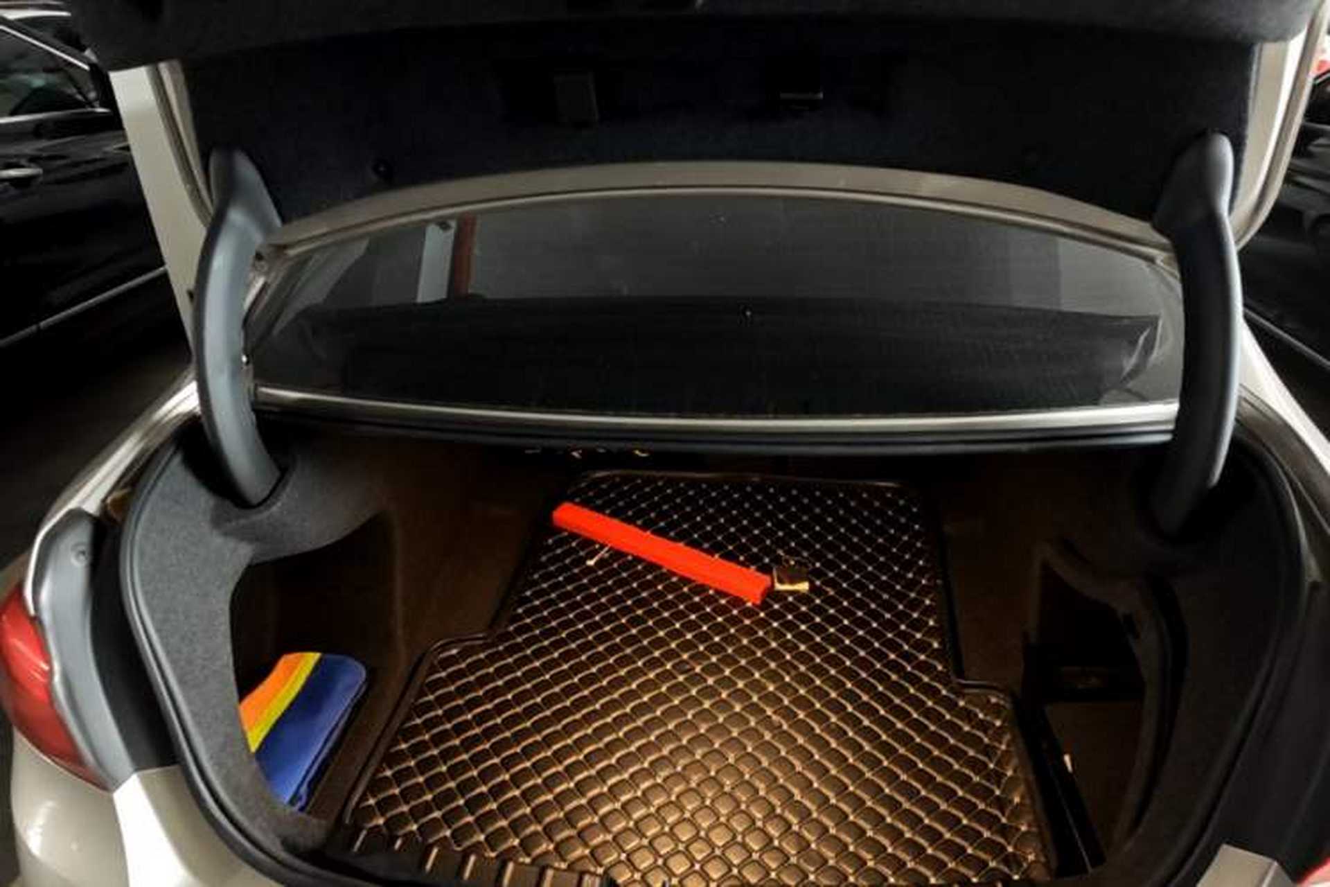 Used BMW 3 Series 2018 320Li Fashion Model Trunk