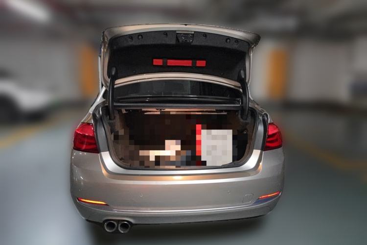 Used BMW 3 Series 2018 320Li Fashion Model Trunk